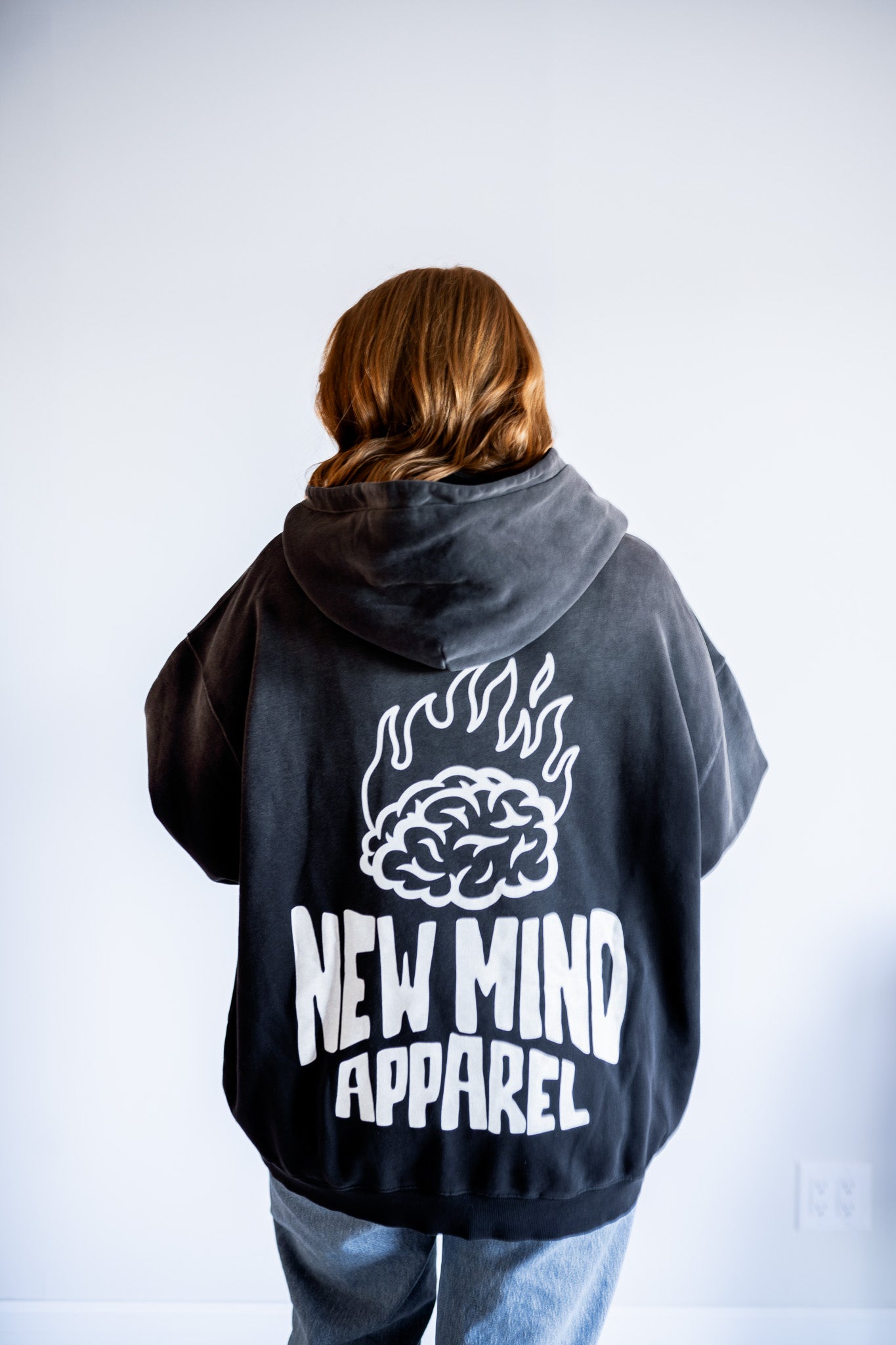 "NEW MIND" HOODIE (BLACK)